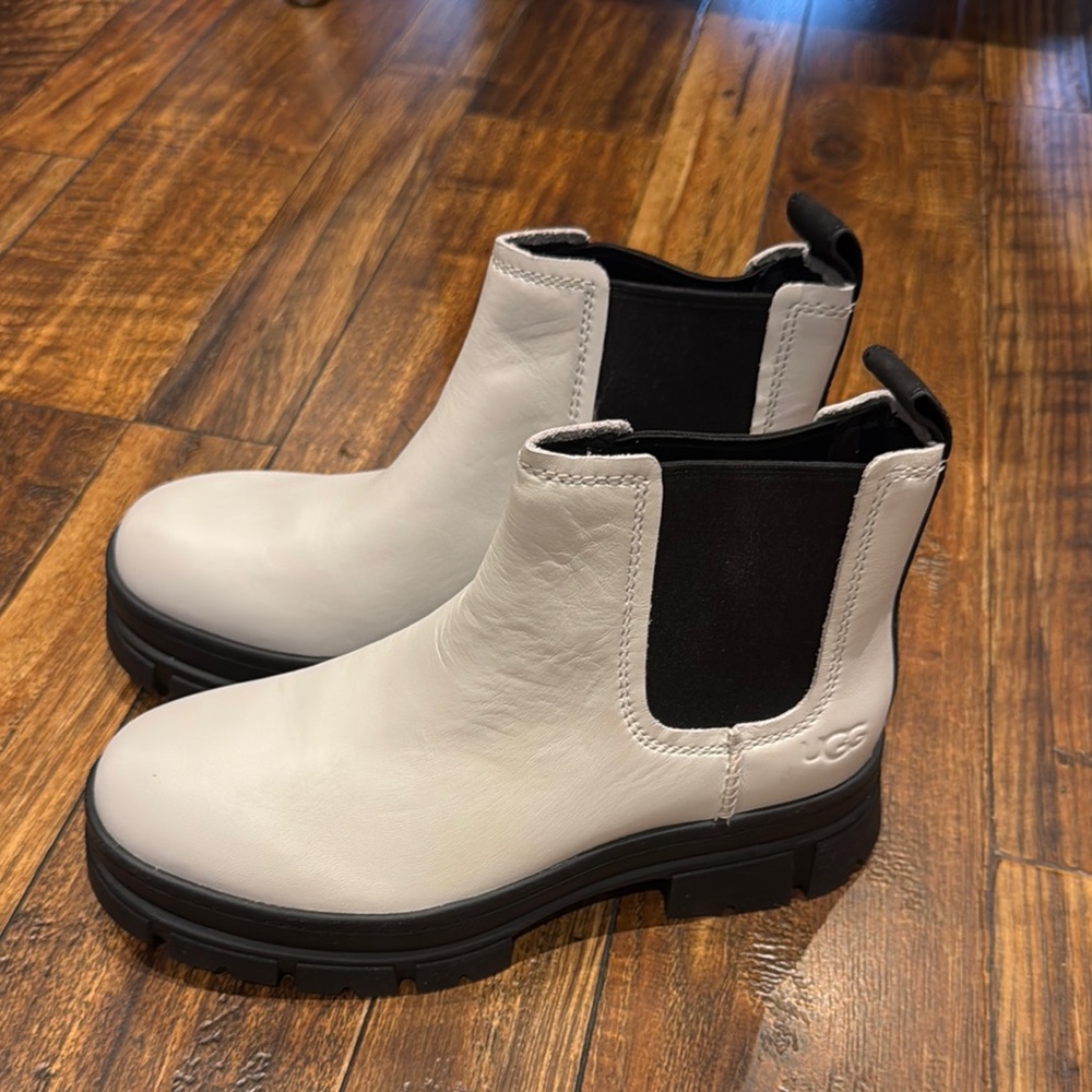 Ugg Ashton Chelsea